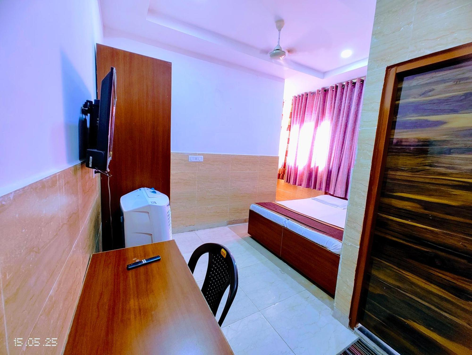 Hotel Yolo- Chandīgarh 외부 사진