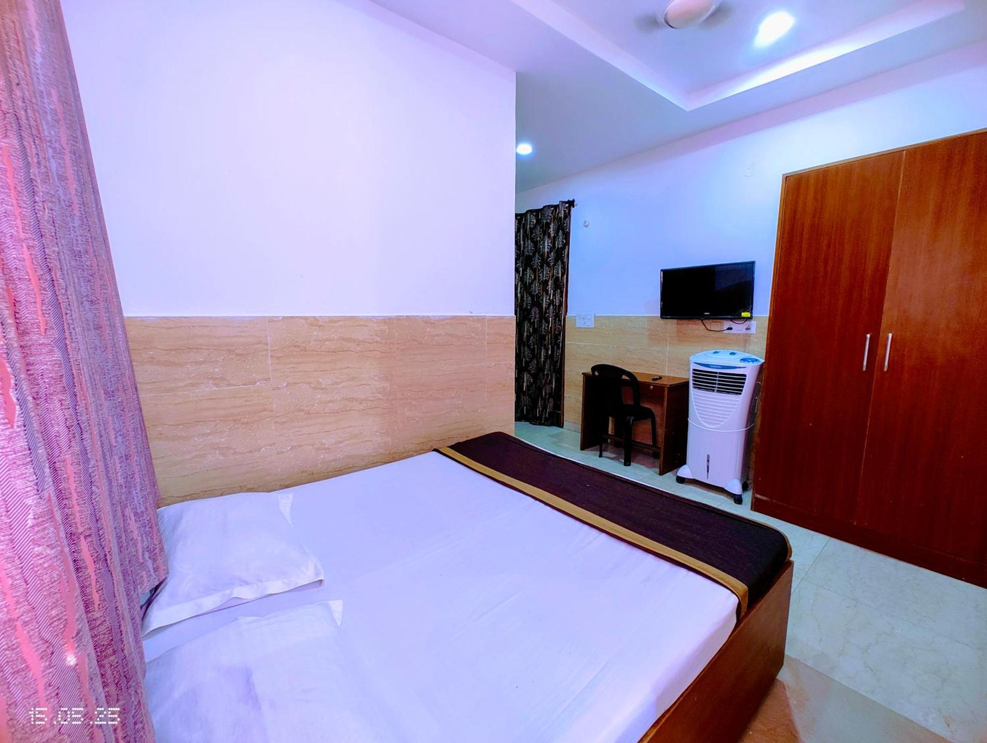 Hotel Yolo- Chandīgarh 외부 사진