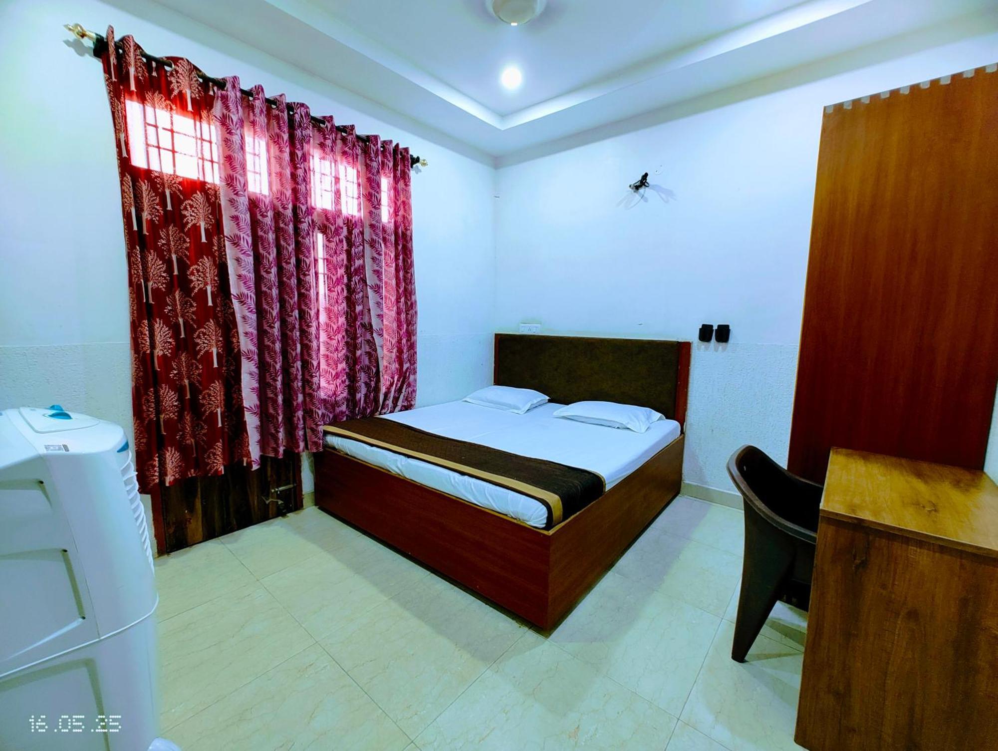 Hotel Yolo- Chandīgarh 외부 사진